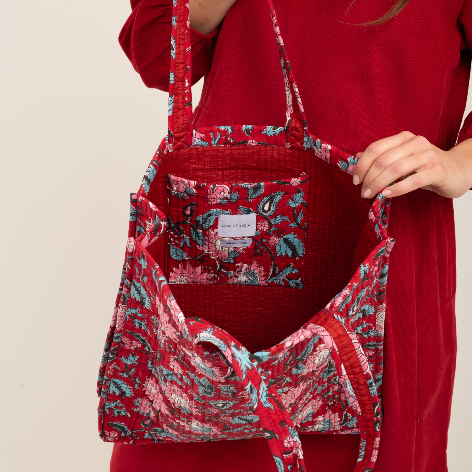 Quilted Tote Tara 100% Organic Cotton - Red RED