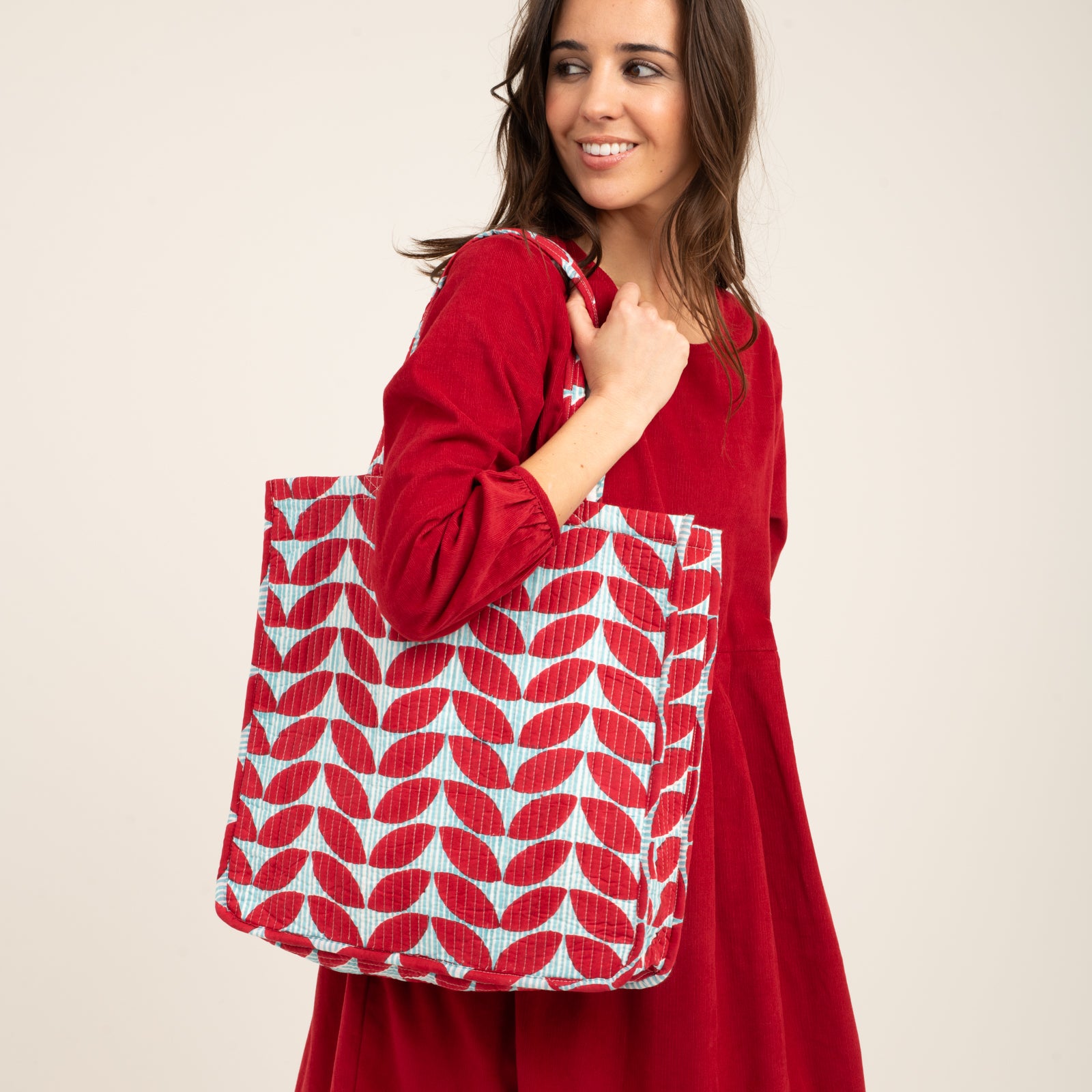 Quilted Tote Ananda 100% Organic Cotton - Red RED