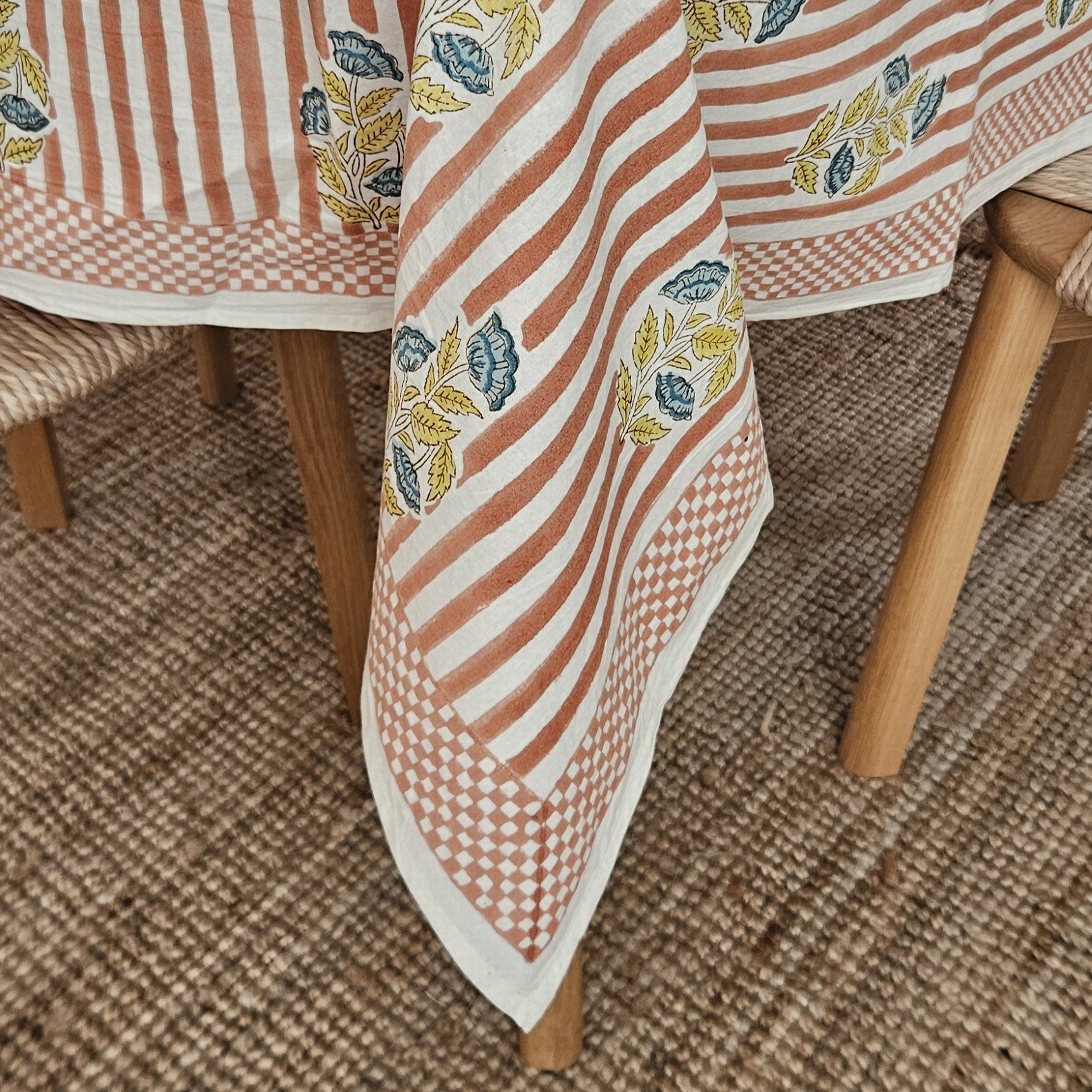 Table Cover Beaulieu 150x150 100% Organic Cotton-blockprint - Peach PEACH