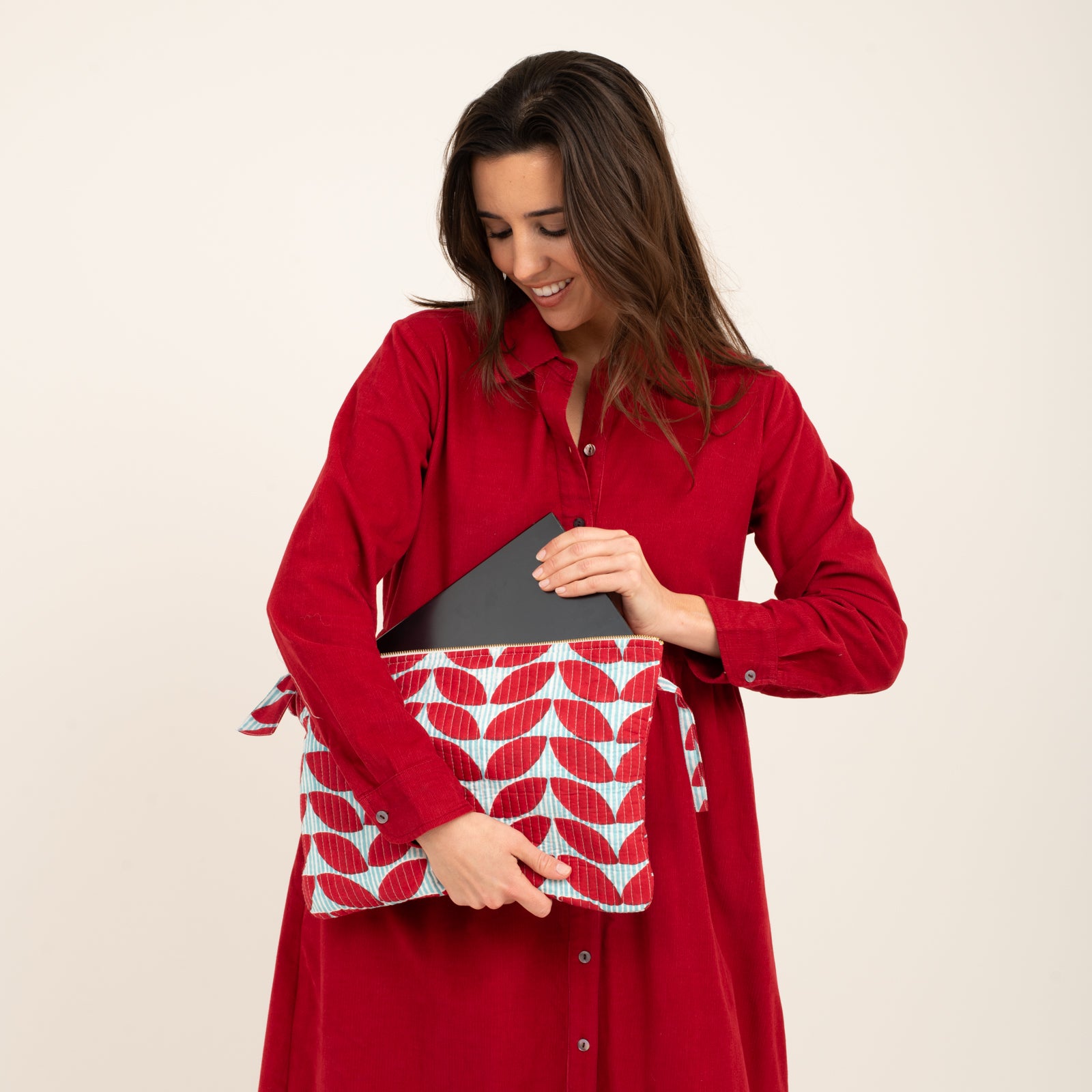 A4 Lap Top Bag Ananda 100% Organic Cotton - Red RED