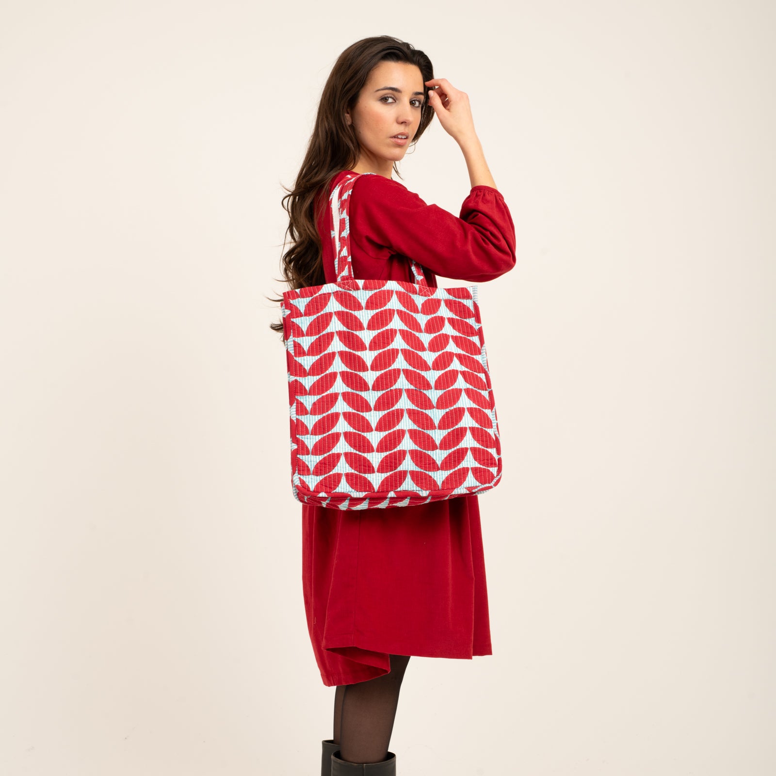 Quilted Tote Ananda 100% Organic Cotton - Red RED
