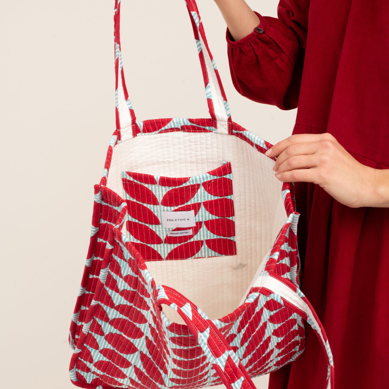 Quilted Tote Ananda 100% Organic Cotton - Red RED
