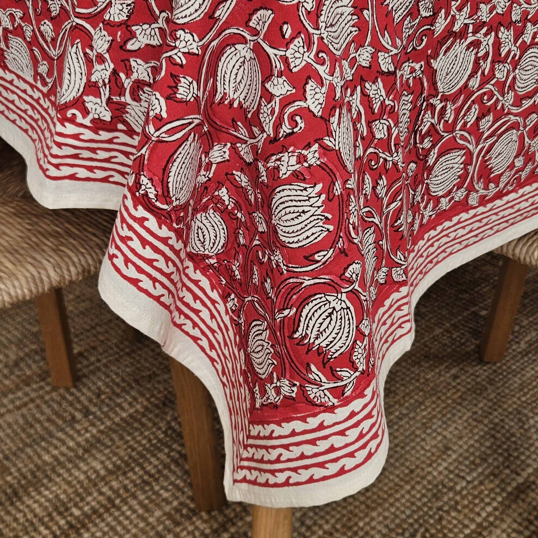 Table Cover Pema 150x150 100% Organic Cotton-blockprint - Red RED