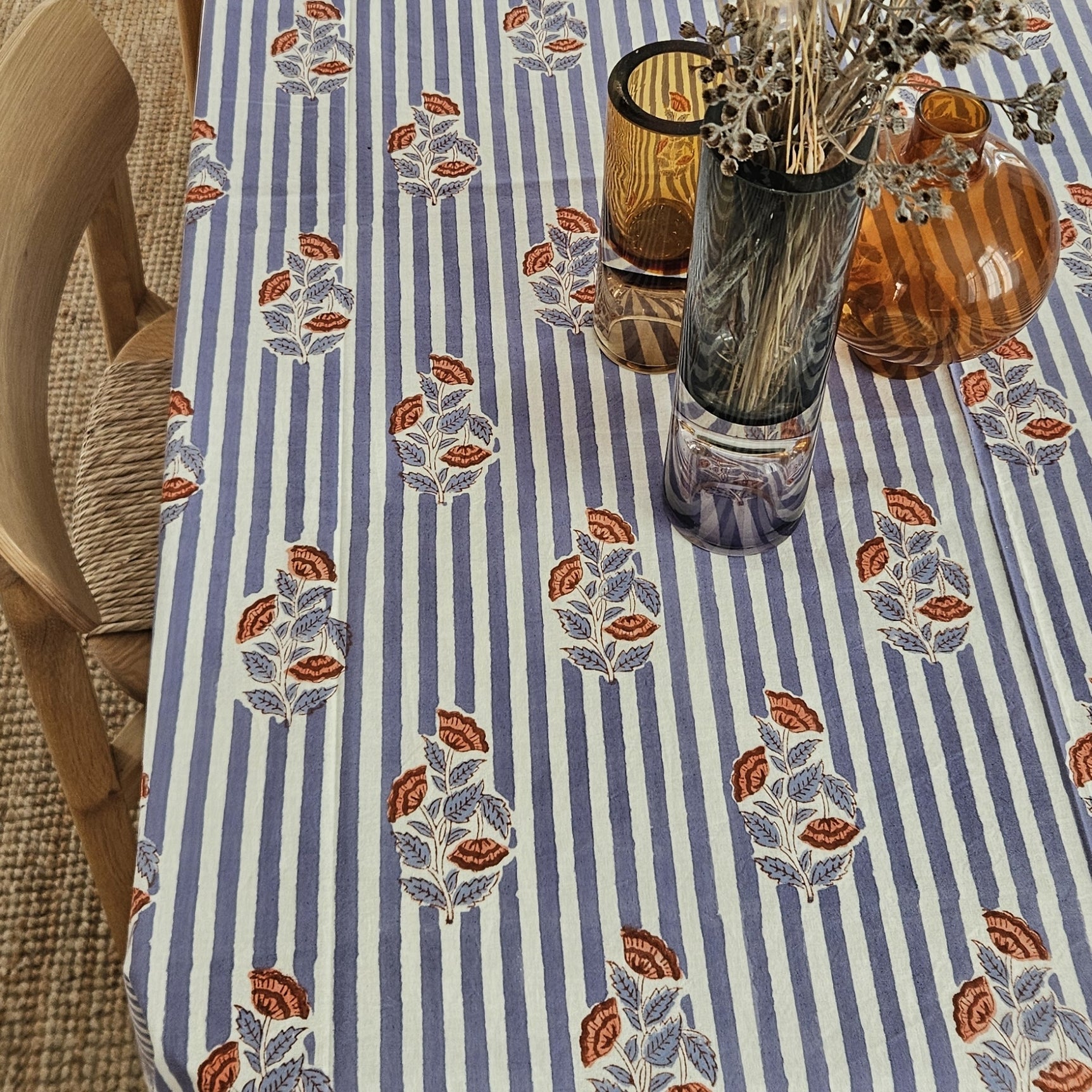 Table Cover Beaulieu 150x150 100% Organic Cotton-blockprint - Lilac LILAC
