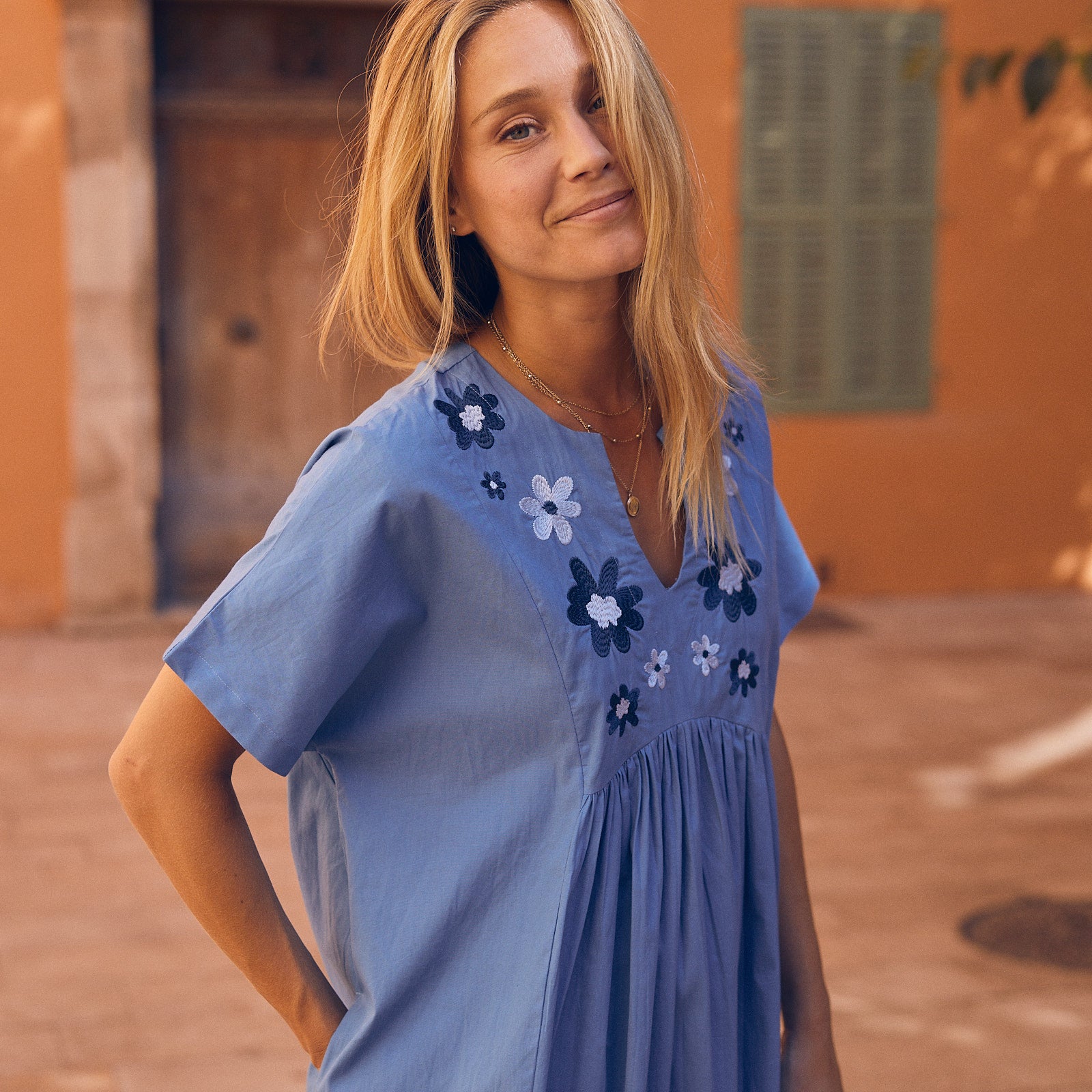 Nuala Dress Embroidery 100% Coton - Blue BLUE
